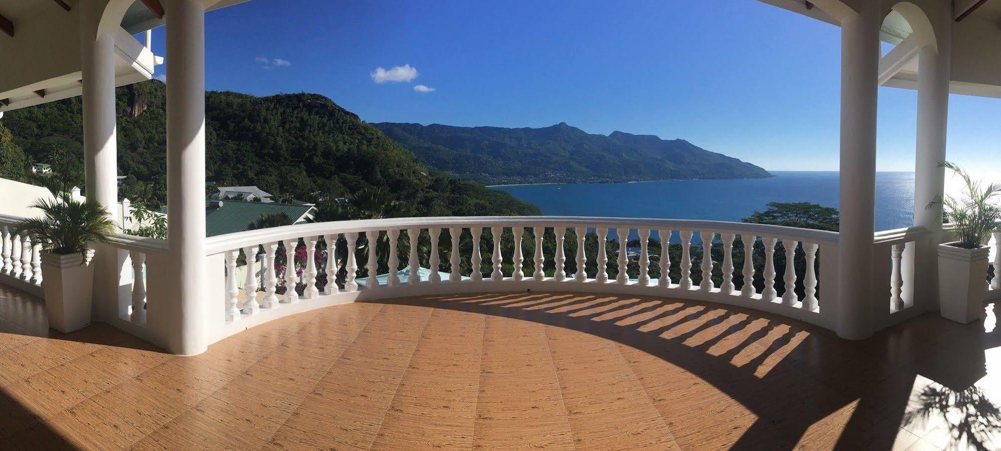Petit Amour Villa Glacis  Exterior foto
